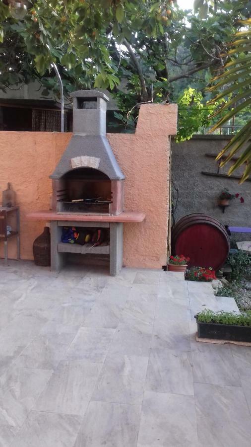 Guesthouse Familija Tariba 苏佩塔斯卡德拉加 外观 照片
